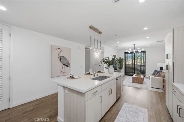 4140 Glencoe Avenue 202, Los Angeles, CA 90292