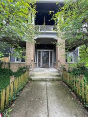 537 E 11th Street 1, Indianapolis, IN 46202
