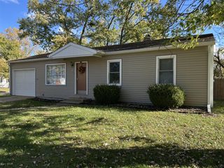 5845 Roanoke Street, Portage, MI 49002