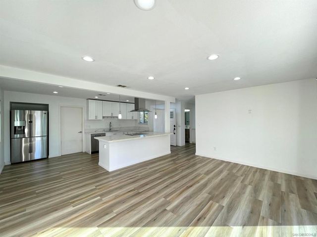 4106 Dellwood St, San Diego, CA 92111