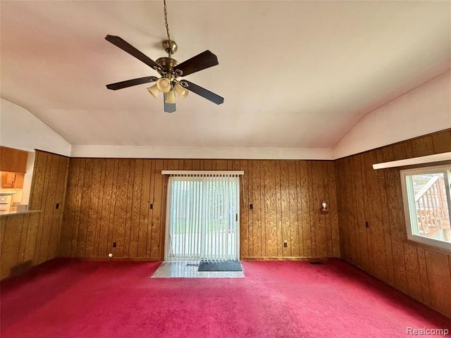 27334 Perry Street, Roseville, MI 48066
