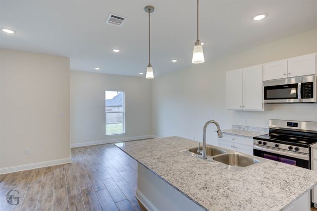 1210 Bayou Bay Court, Frierson, LA 71027