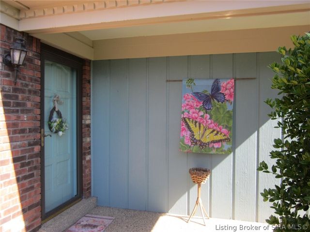 1124 Carriage Lane, New Albany, IN 47150