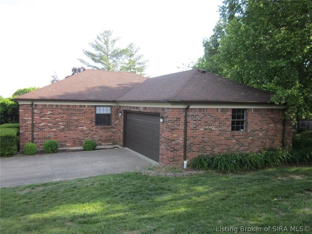 1124 Carriage Lane, New Albany, IN 47150