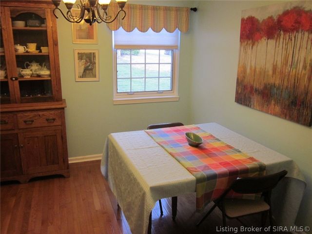 1124 Carriage Lane, New Albany, IN 47150