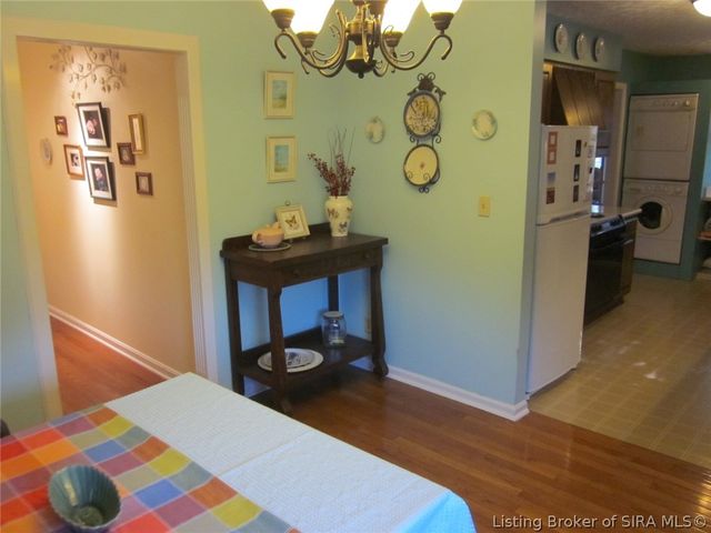 1124 Carriage Lane, New Albany, IN 47150