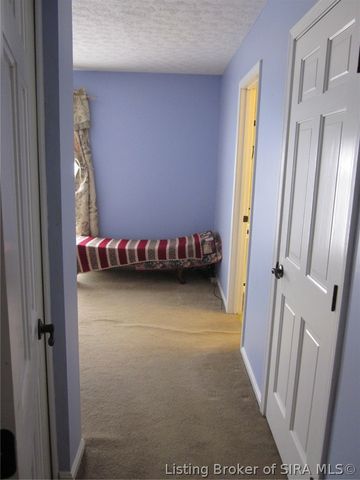 1124 Carriage Lane, New Albany, IN 47150