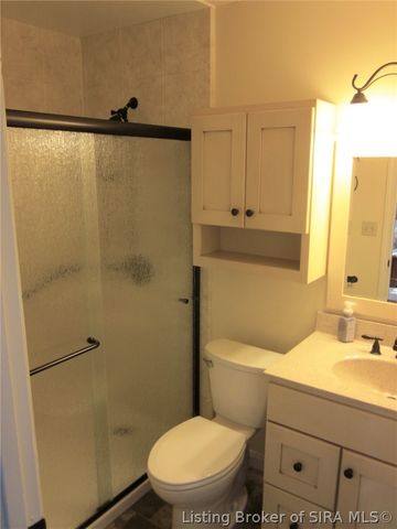 1124 Carriage Lane, New Albany, IN 47150