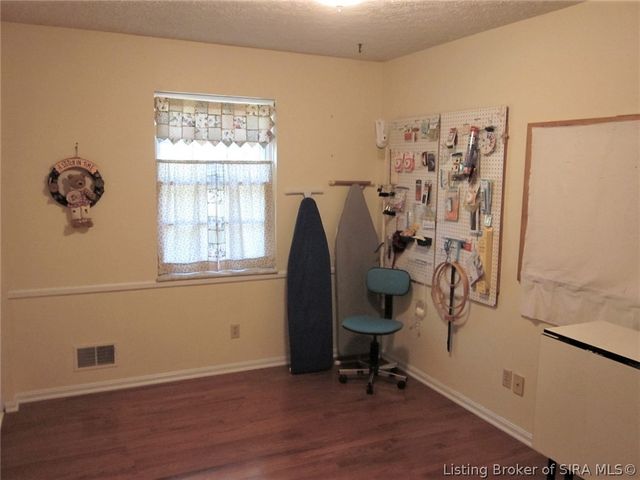 1124 Carriage Lane, New Albany, IN 47150