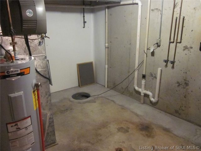 1124 Carriage Lane, New Albany, IN 47150