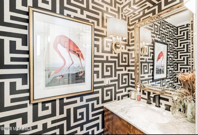 85 Tower Hill Drive 608, Red Bank, NJ 07701