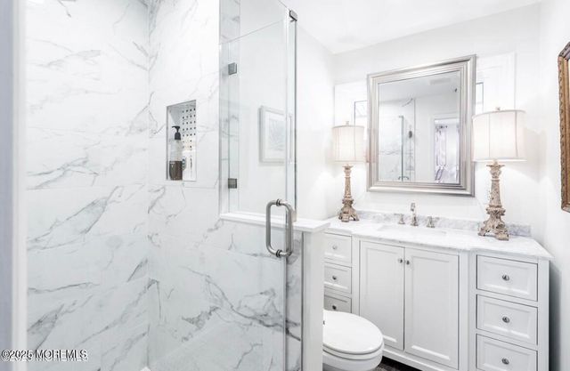 85 Tower Hill Drive 608, Red Bank, NJ 07701