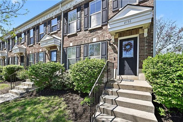 8156 N Oakley unit 17-D Avenue, Kansas City, MO 64119