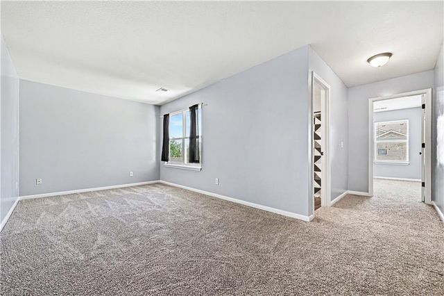 8156 N Oakley unit 17-D Avenue, Kansas City, MO 64119