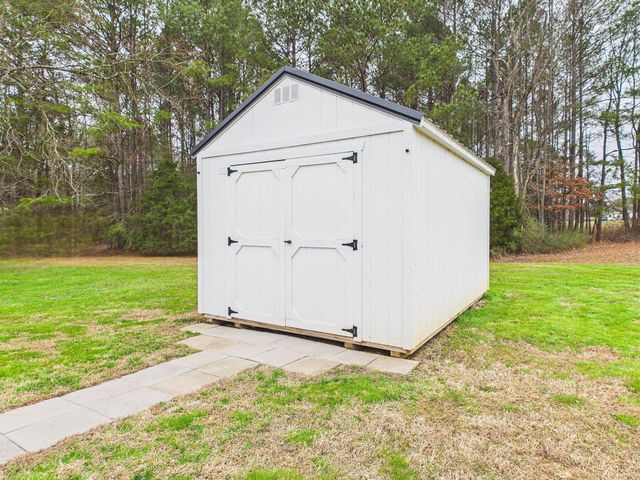 451 County Road 29, Riceville, TN 37370