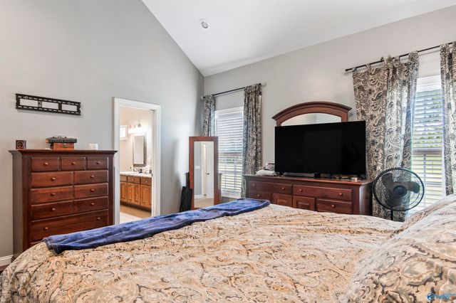 276 Brown Acres Road, Guntersville, AL 35976