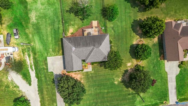 276 Brown Acres Road, Guntersville, AL 35976
