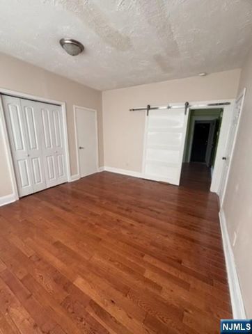 69 Miller Avenue 1R, Elmwood Park, NJ 07407