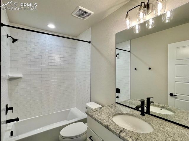 3551 Summer Dream Avenue, Colorado Springs, CO 80922