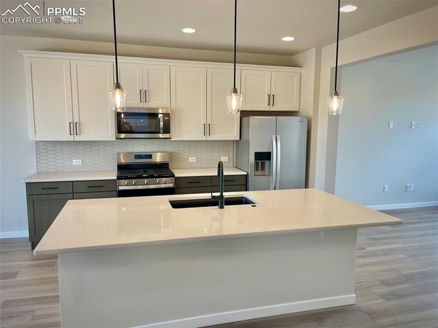 3551 Summer Dream Avenue, Colorado Springs, CO 80922