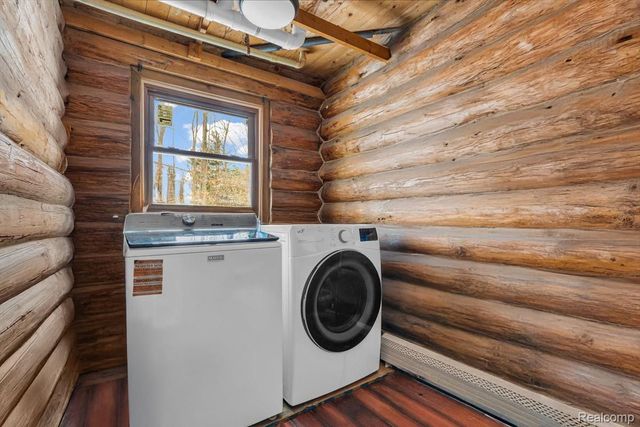 14830 County Line Road, Burns Township, MI 48418