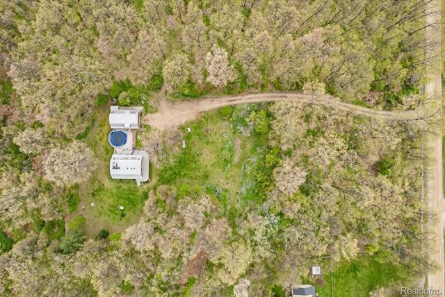 14830 County Line Road, Burns Township, MI 48418