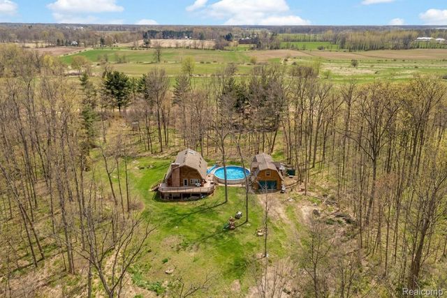 14830 County Line Road, Burns Township, MI 48418