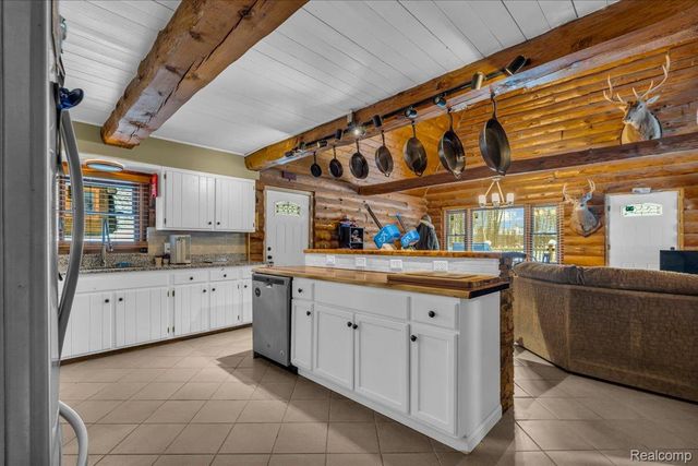 14830 County Line Road, Burns Township, MI 48418