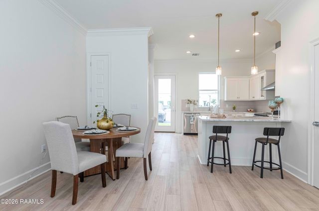 1510 Kaliste Saloom Road 406, Lafayette, LA 70508