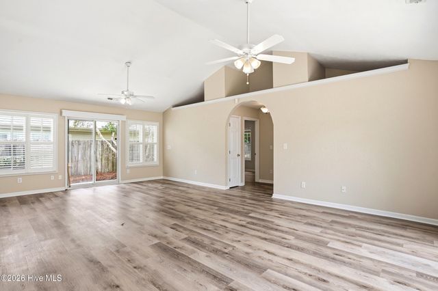803 Spy Glass Court, Wilmington, NC 28411