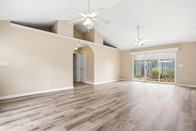 803 Spy Glass Court, Wilmington, NC 28411