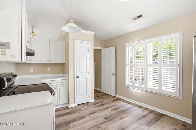 803 Spy Glass Court, Wilmington, NC 28411