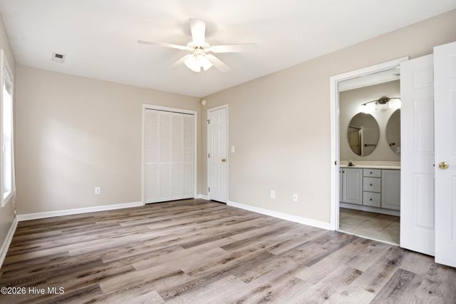803 Spy Glass Court, Wilmington, NC 28411