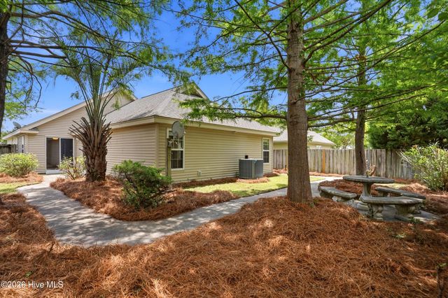 803 Spy Glass Court, Wilmington, NC 28411