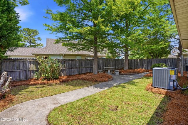 803 Spy Glass Court, Wilmington, NC 28411