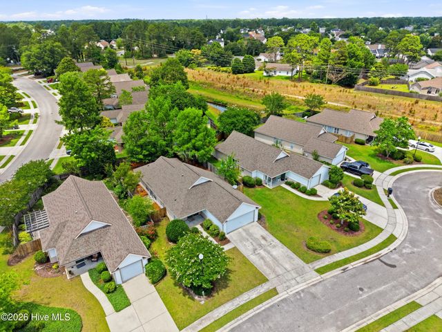 803 Spy Glass Court, Wilmington, NC 28411