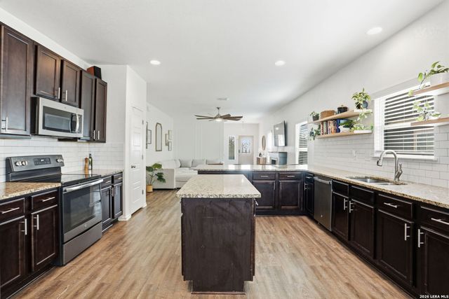 367 Hunters Ranch E, San Antonio, TX 78253