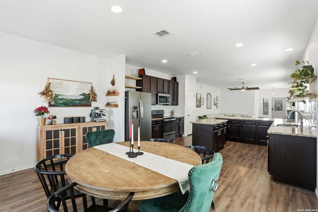 367 Hunters Ranch E, San Antonio, TX 78253