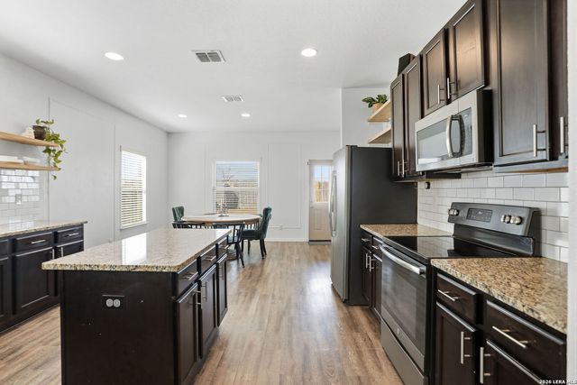 367 Hunters Ranch E, San Antonio, TX 78253