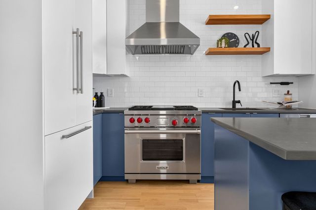 346 Congress 604, Boston, MA 02210