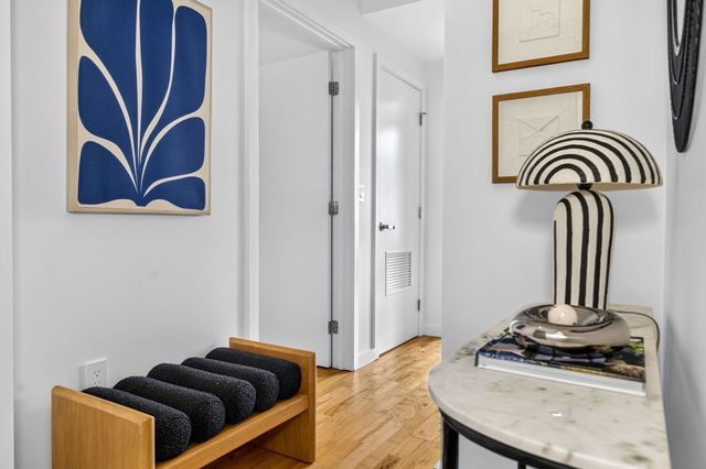 346 Congress 604, Boston, MA 02210