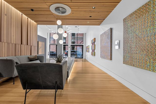 346 Congress 604, Boston, MA 02210