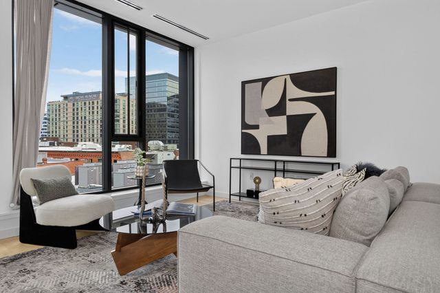 346 Congress 604, Boston, MA 02210