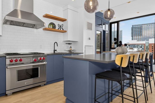 346 Congress 604, Boston, MA 02210