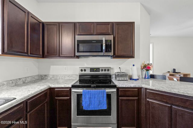 504 Shallotte Lane, Holly Ridge, NC 28445