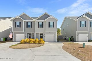 504 Shallotte Lane, Holly Ridge, NC 28445