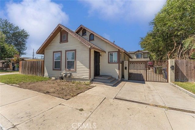 9127 Greenleaf Avenue, Whittier, CA 90602