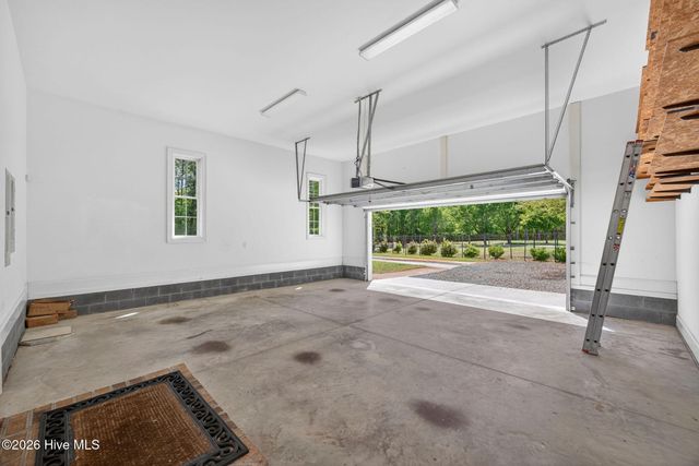 135 Great Oak Drive, Hampstead, NC 28443