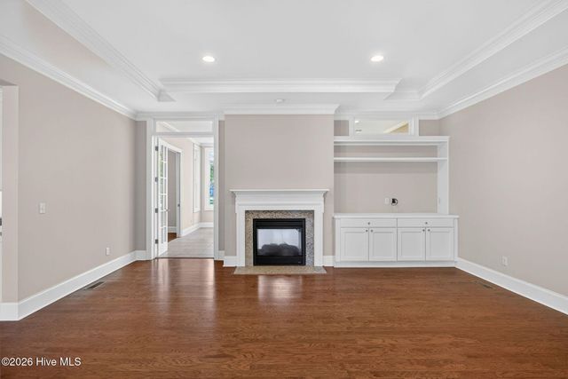 135 Great Oak Drive, Hampstead, NC 28443