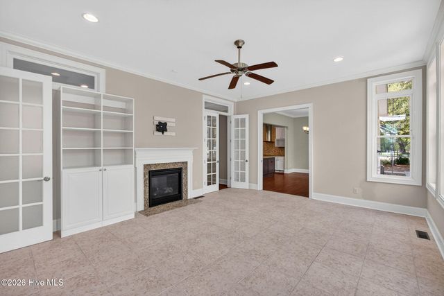 135 Great Oak Drive, Hampstead, NC 28443